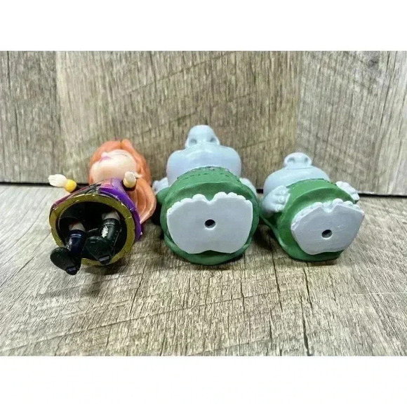 Lot of 3 Disney Frozen Anna & Surprise Stone Troll Father Son Figures Small - Picture 5 of 6